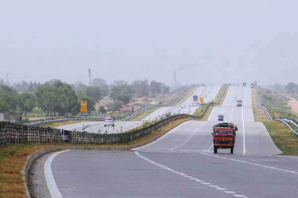 Delhi to Agra Distance, Route, and Time