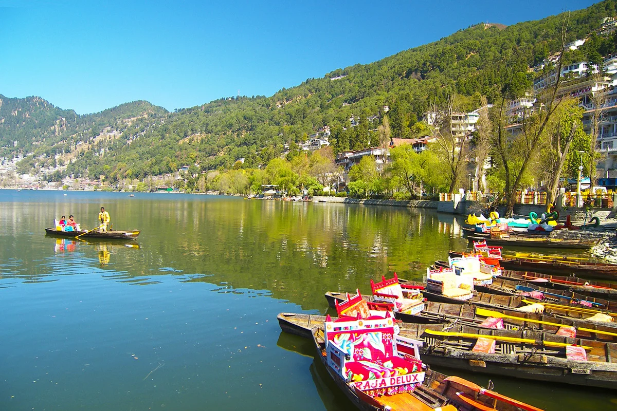 2 Days Nainital Trip with 16 Seater Tempo Traveller