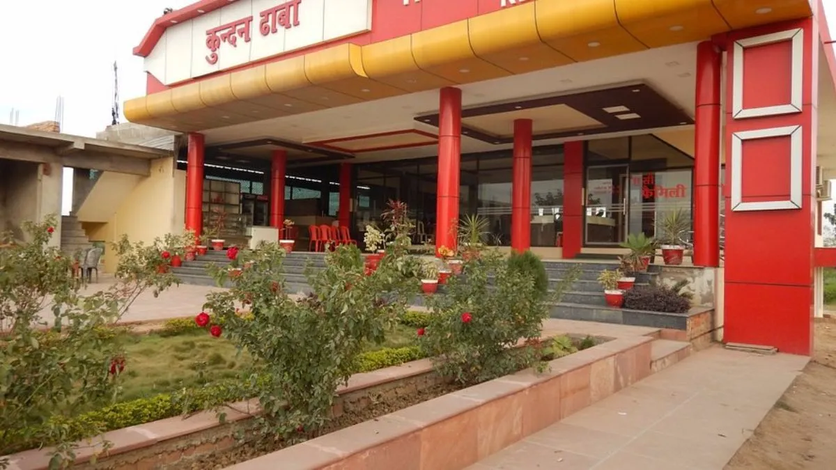 7. Kundan Dhaba & Family Restaurant